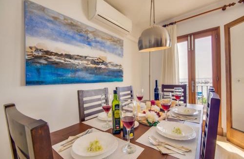 Alcudia Apartment | Seaview Stay in Puerto Alcudia