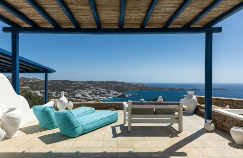 Psarou House | Seaview Villa Giovanna - Premium Location&Jacuzzi