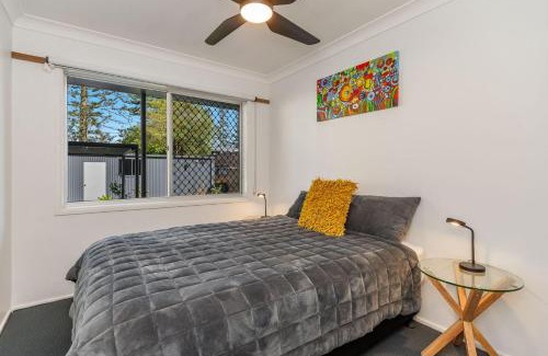 Yamba Apartment | Seawest 2 - Entrance Wooli Street