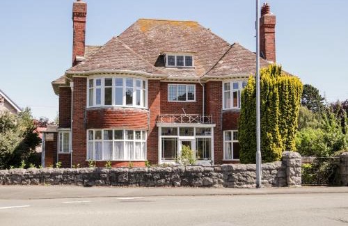 Rhos on Sea Apartment | Seawinds 2a
