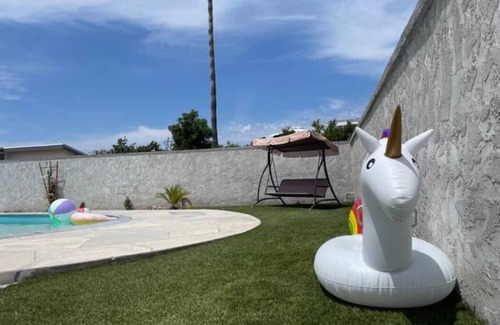North Clairemont House | Seaworld & SD Zoo ~15 Min - Pool/BBQ/Game Room!