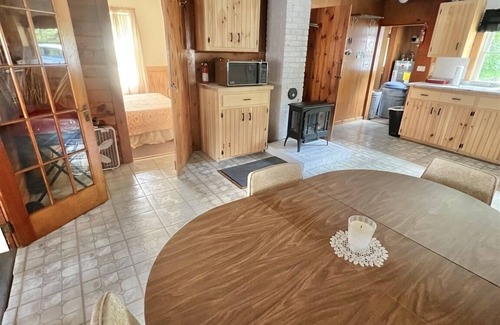 Standish Cottage | SEBAGO LAKE ACCESS