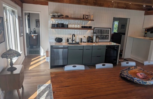 Woodstock House | Secluded 3BR w/Private Pool & Epic Views – 10 Mins to Woodstock