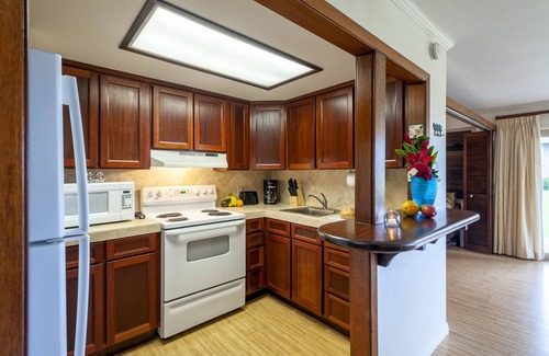 Wainiha Condo | Secluded, Beachfront Condo - Perfect for Honeymoons & The Feel of Old Hawai'i