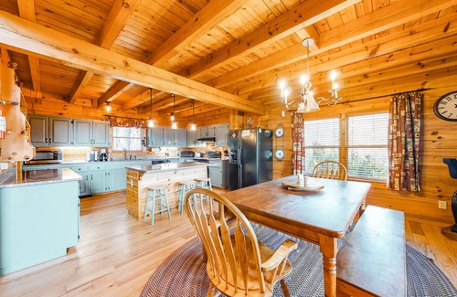 Sylva Cabin | Secluded cabin with mountain views, hot tub, fire pit & billiards