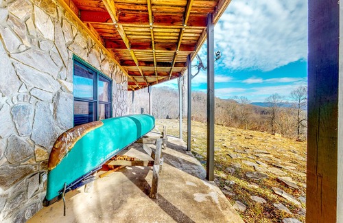 Sylva Cabin | Secluded cabin with mountain views, hot tub, fire pit & billiards