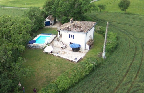 Bouloc House | Secluded country house near Lauzerte for 4 people with private pool