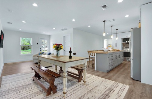Blanco House | Secluded Hill Country Oasis: Pool, Spa, Sauna and Stargazing