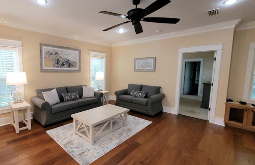 Silver Sands House | Secluded House, Close to the Beach with Private Boat Dock! Sleeps 16
