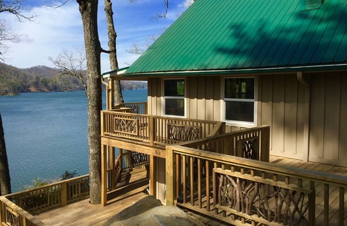 Cullowhee House | Secluded Lake Glenville Compound-Modern Rustic Prime Lake View