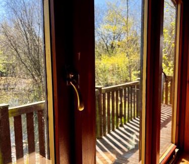 Allerthorpe Ski Chalet | Secluded Rustic Cabin - A Digital Detox Paradise.