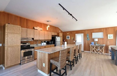 Saint Helena Island House | Secluded Shoreline Retreat