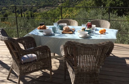Bargemon Villa | Secluded Sunlit Villa With Superb Southerly Views, 15 Minutes Walk From Village