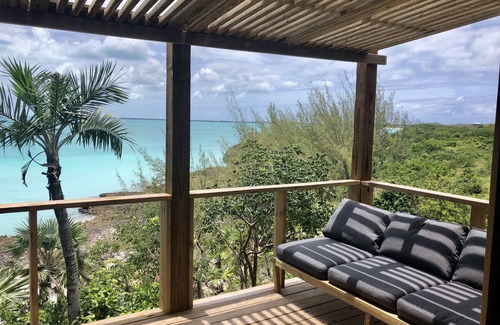 Gregory Town Cottage | Secluded waterfront cottage