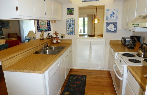 Pawleys Island Condo | Second Row Condo, Covered Parking, Creek Dock, 2 Pools, Easy Access to Beach