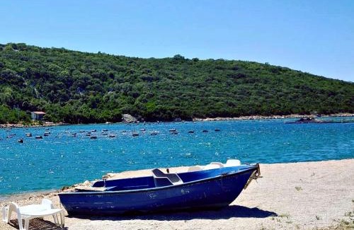 Herzegovina-Neretva Canton Apartment | Secret Garden