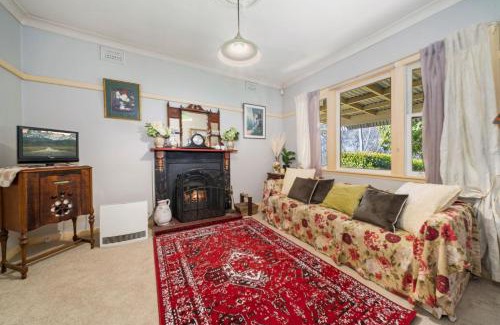 Katoomba House | Secret Garden Cottage