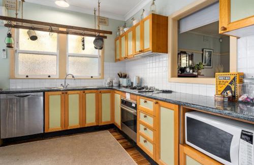 Katoomba House | Secret Garden Cottage