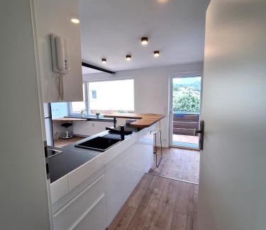 Sipplingen Apartment | Seezeit! Smartes Apartment mit Seeblick