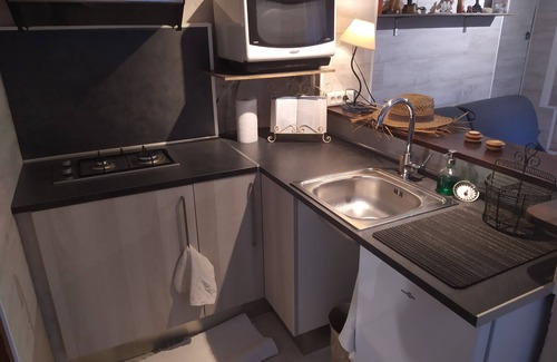 Saint-Andre-de-Valborgne Apartment | SELF-CONTAINED STUDIO IN THE HEART OF THE CEVENNES WITH PRIVATE WATERFALL