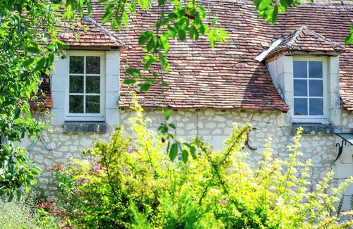 Chaumussay Cottage | Self-catering cottage with swimming pool, near Le Grand-Pressigny, in the Loire Valley.
