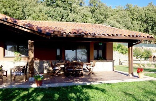 Candeleda Cottage | Self catering Valle de Gredos for 10 people