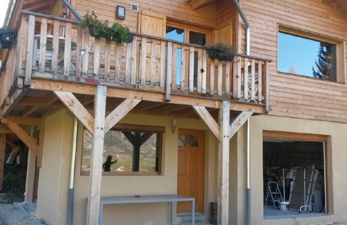 Guillestre Apartment | Self-contained apartment in quiet, recent chalet