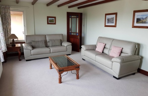 Marloes Cottage | Selling our place in Marloes https:/www.rightmove.co.uk/properties/133430624