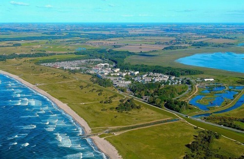 Weissenhaeuser Strand House | Semi-detached houses in the Weissenhäuser Strand holiday and amusement park