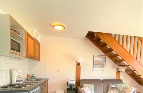 La Joue du Loup Ski Chalet | Semi-detached chalet, 3 rooms, 8 people, terrace, parking, pets allowed