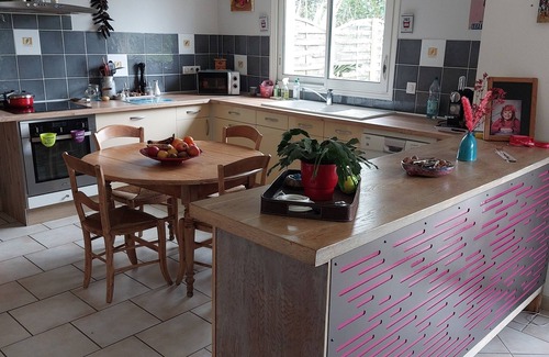 Lahourcade House | Semi-detached house in the countryside garden covered terrace