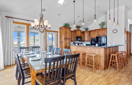 Wind Over Waves House | Semi-Soundfront-Pool, Hot Tub, Cmty Boat Ramp, Elevator, Media & Game Rms & More