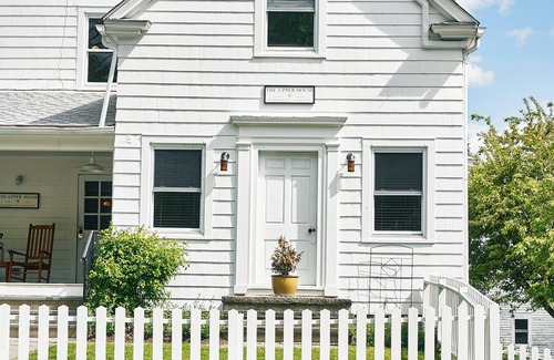 Callicoon House | Seminary Hill Boarding House Apartment 1 by AvantStay | Callicoon