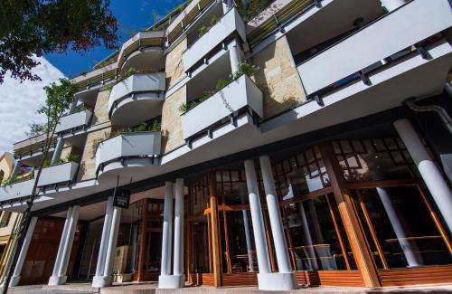 Szolnok Hotel | Semiramis Business Hotel