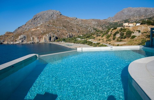 Souda Villa | Sene Villa - Sea Front Luxury Villa