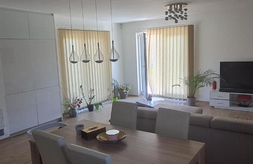 Mlynsky Klin Villa | Senec house