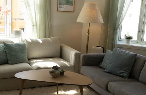 Kristiansand Apartment | Sentralt og romslig i Kristiansand sentrum