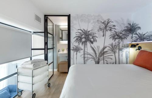 La Palmera-Reina Mercedes Apartment | Sepúlveda Suite Apartment