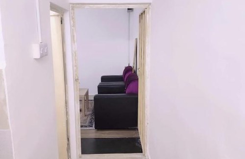 Al Ain House | separate entrance room