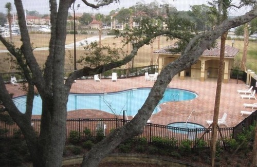 Palm Coast Condo | Sept and Oct are beautiful here! Peaceful 3BR-2BA condo on ICW. 5 min to beach!
