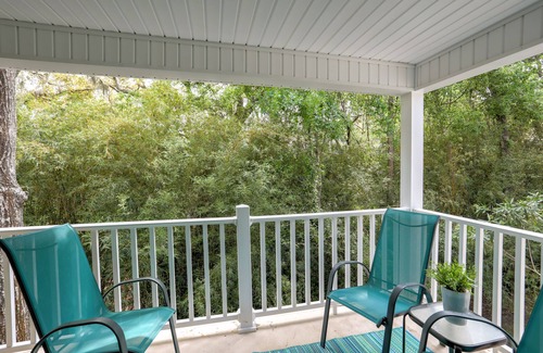 Demere Park Condo | September Specials/Pet Friendly! Close To Beach! Email for Quote!