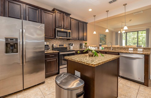 Reunion House | September Special! 4BR Resort Villa | Pool + Gym Near Disney