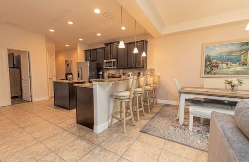 Reunion House | September Special! 4BR Resort Villa | Pool + Gym Near Disney