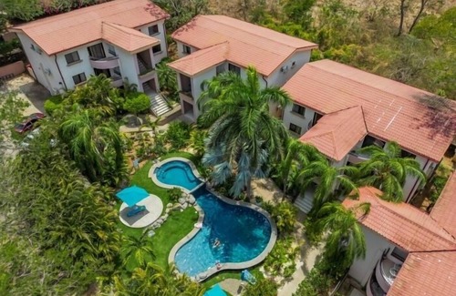 Coco Apartment | Serena Suites G3 2 Bed 2 Bath 3rd FLoor