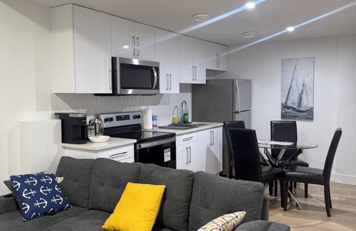 Northeast Edmonton Apartment | Serene 1-bedroom apartment in Edmonton with WiFi.