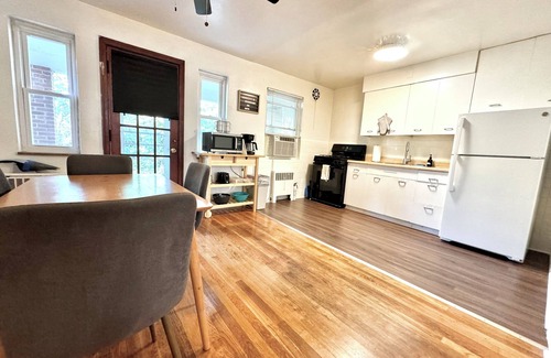 Westwood Apartment | Serene 2-bedroom apartment with AC in charming Cincinnati
