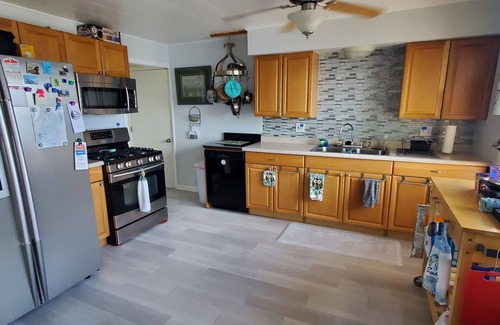 Mayfield House | Serene 2-bedroom house in Fife Lake