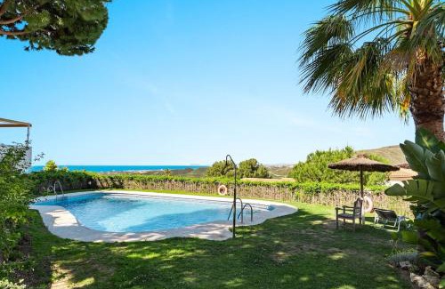 Istan Apartment | Serene Apartment near Marbella Lake Views RDR495