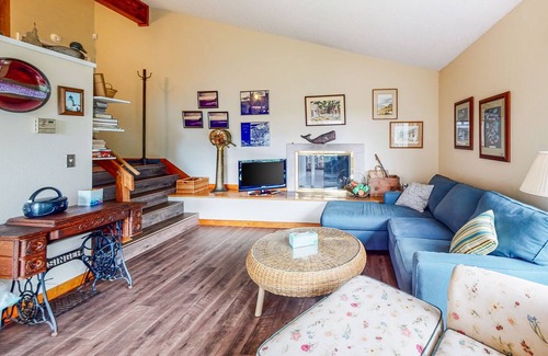 Otis Condo | Serene Cascade Head condo w/ private washer/dryer, and forest & ocean views