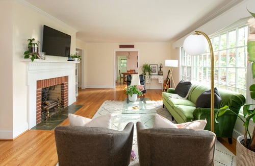 Charlottesville House | Serene, Historic Hideaway in Charlottesville